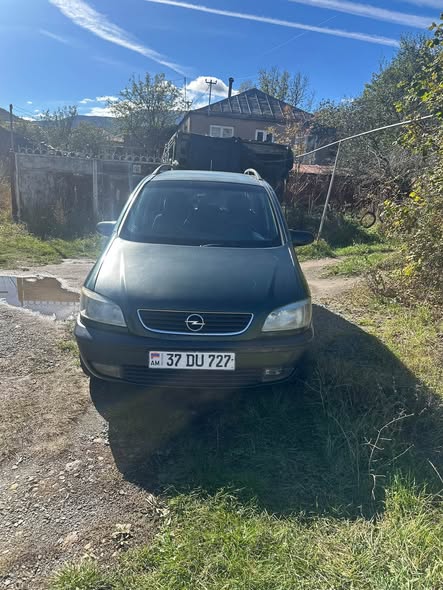 1999 benzin 1.6 avtomobil