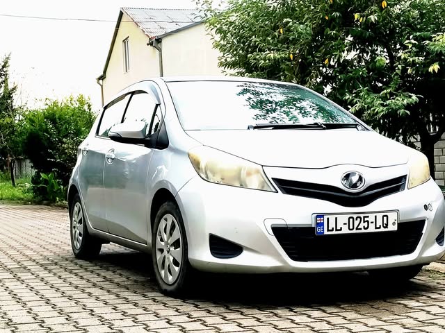For sale Toyota Vitz 2012 year location