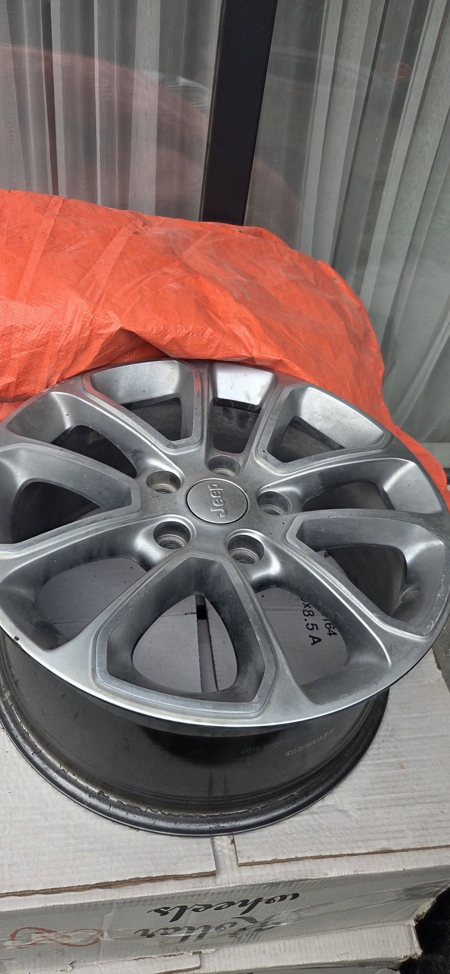 Alloy wheel 5x127 for sale
