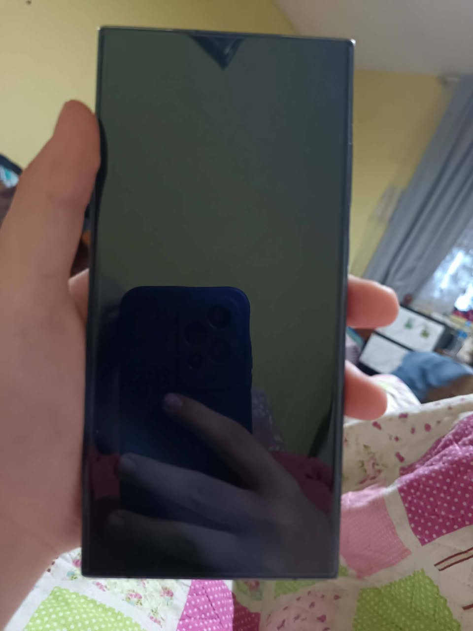Samsung S23 Ultra 12/256 GB, с чехлами