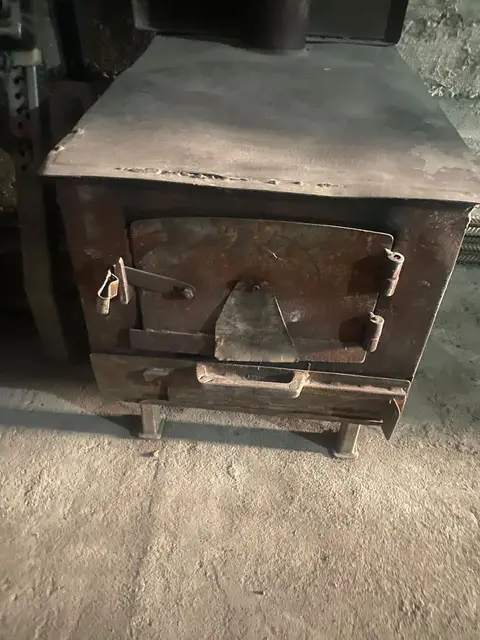 Երկաթե փայտային վառարան, շտապ վաճառք