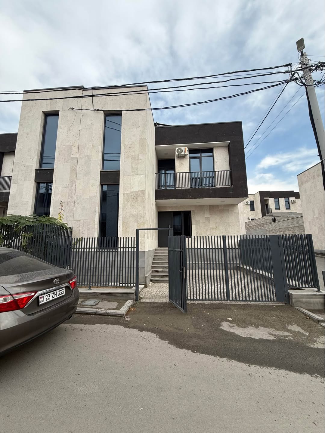 Satılık daire, Erivan