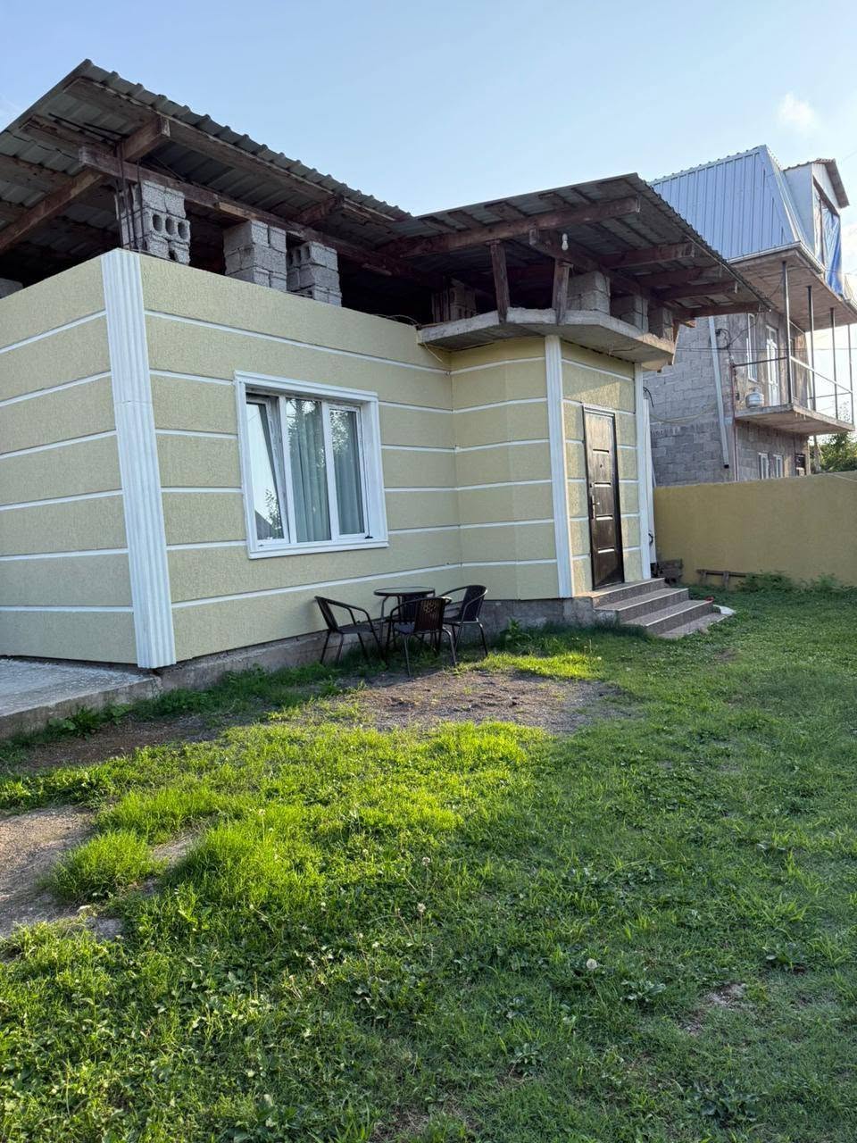 Təcili satılır!! Batumidə Orta-Batumi yolunda cənnət — 137,000$