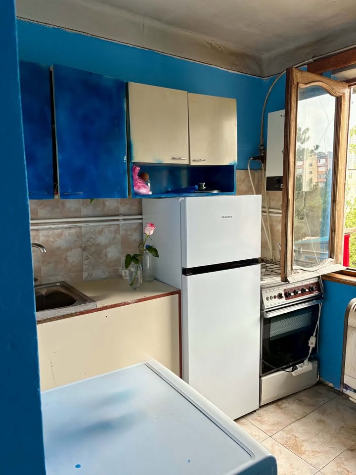 Kiralanıyor daire, Tiflis