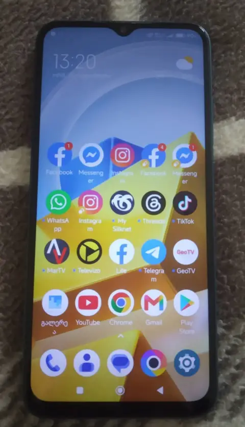 POCO M5 NFC 128GB, orijinal dəmgən ilə
