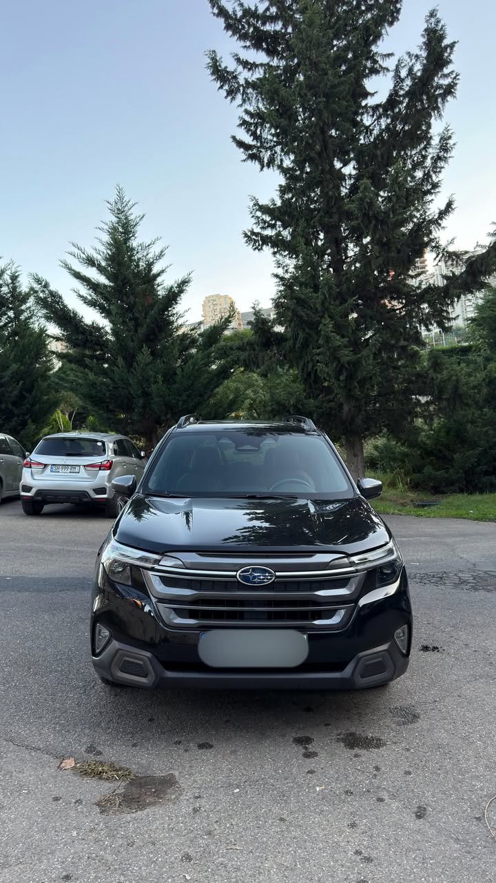 🚗 **იყიდება Subaru Forester Limited 2025**