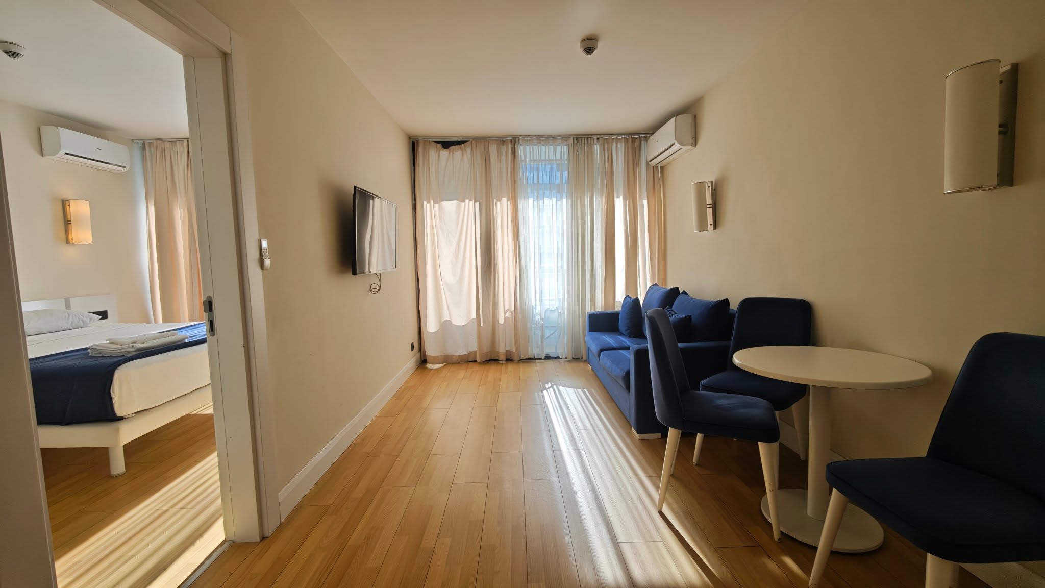 Продается 2-комнатная квартира, Батуми — $64,000