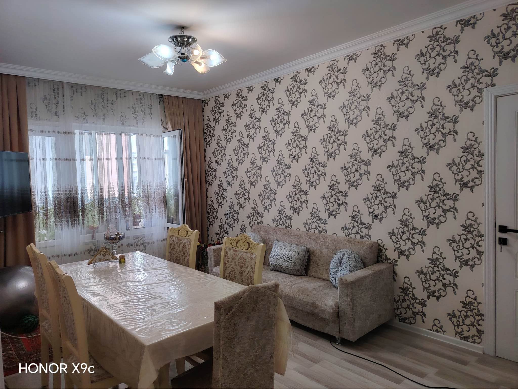 4-комнатная квартира продается, Баку