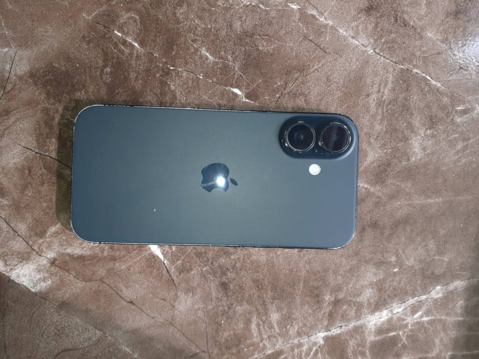 iPhone 16, pil %90