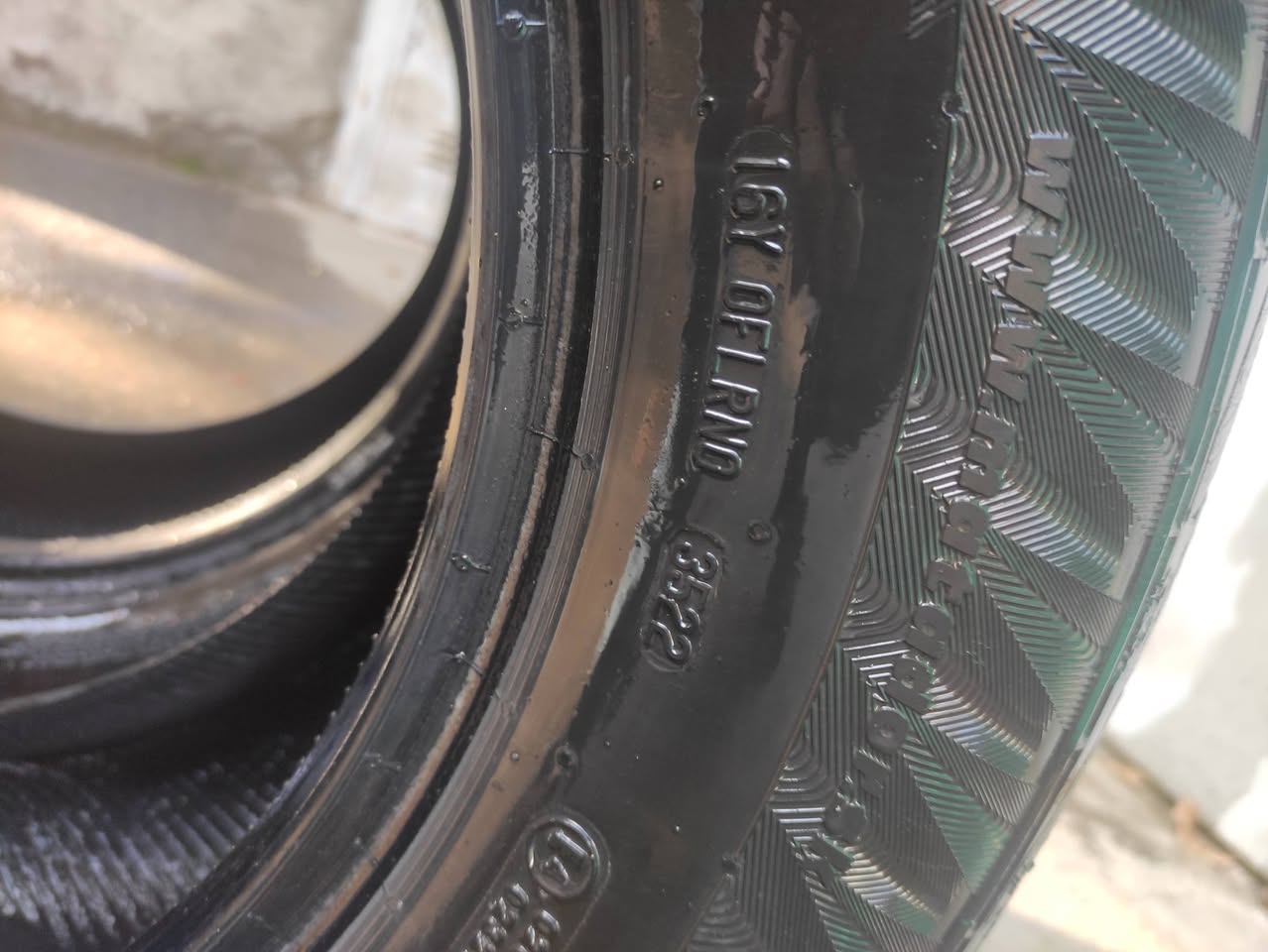 275/55r17 100 ლარი ორივე ერთად
