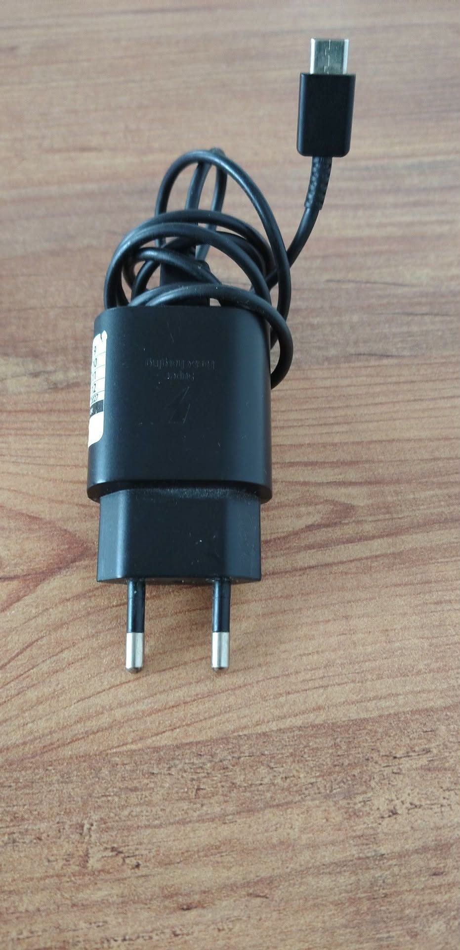 Black fast charger with cable
