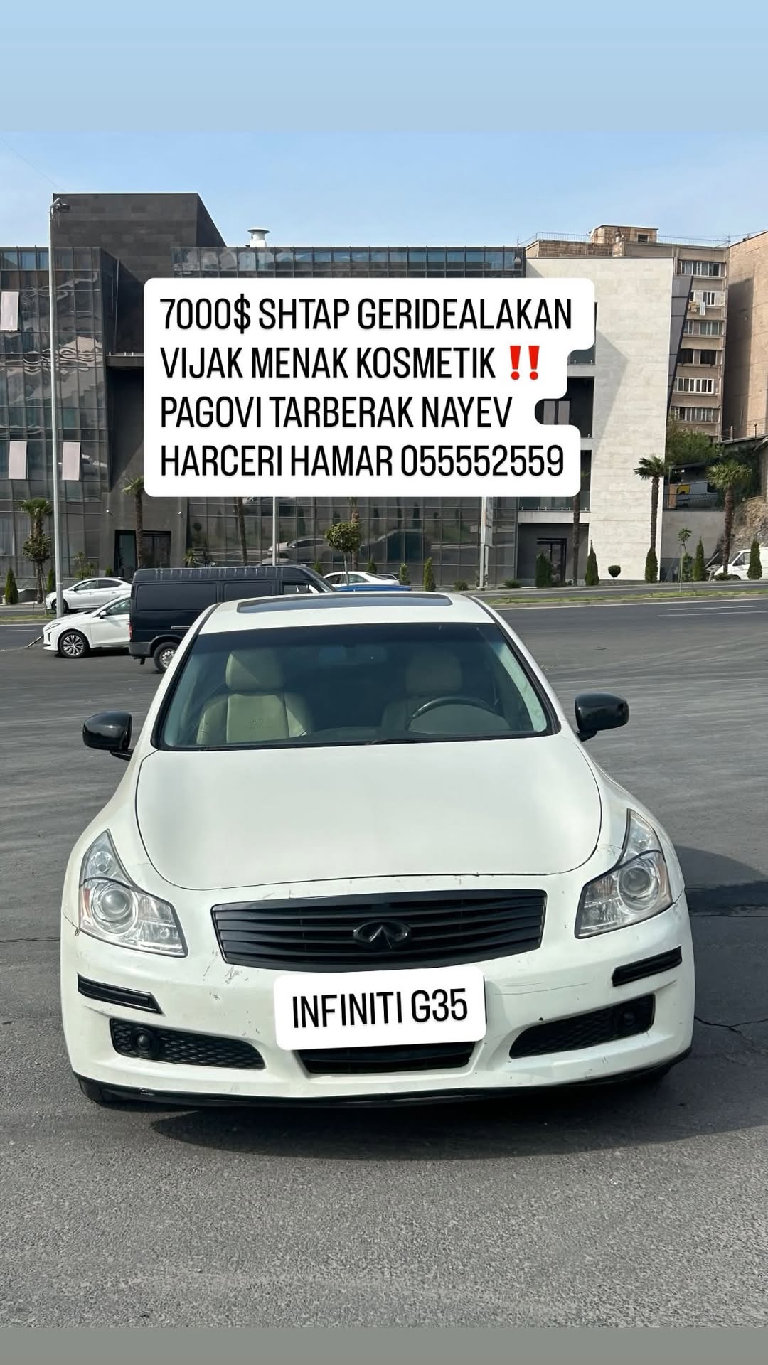 Infiniti G35 sedan, white
