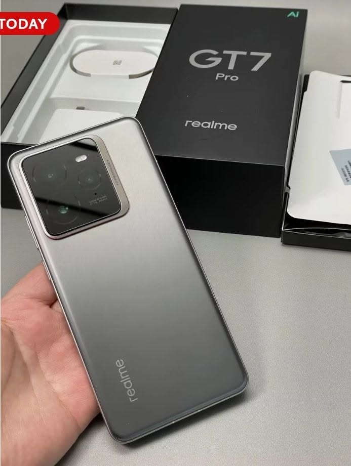 Realme GT7 pro— Fullbox 🎁🎁 ⚙️
Realme GT7 pro— Tam kutu 🎁🎁 ⚙️