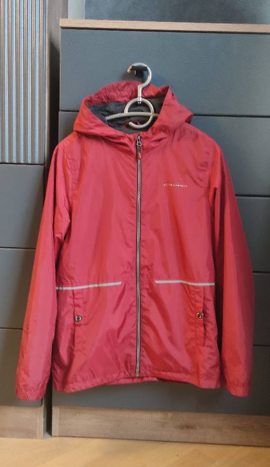 Yağmurdan qoruyucu kürtkə, nazik astarlı, hər bir - 25₼