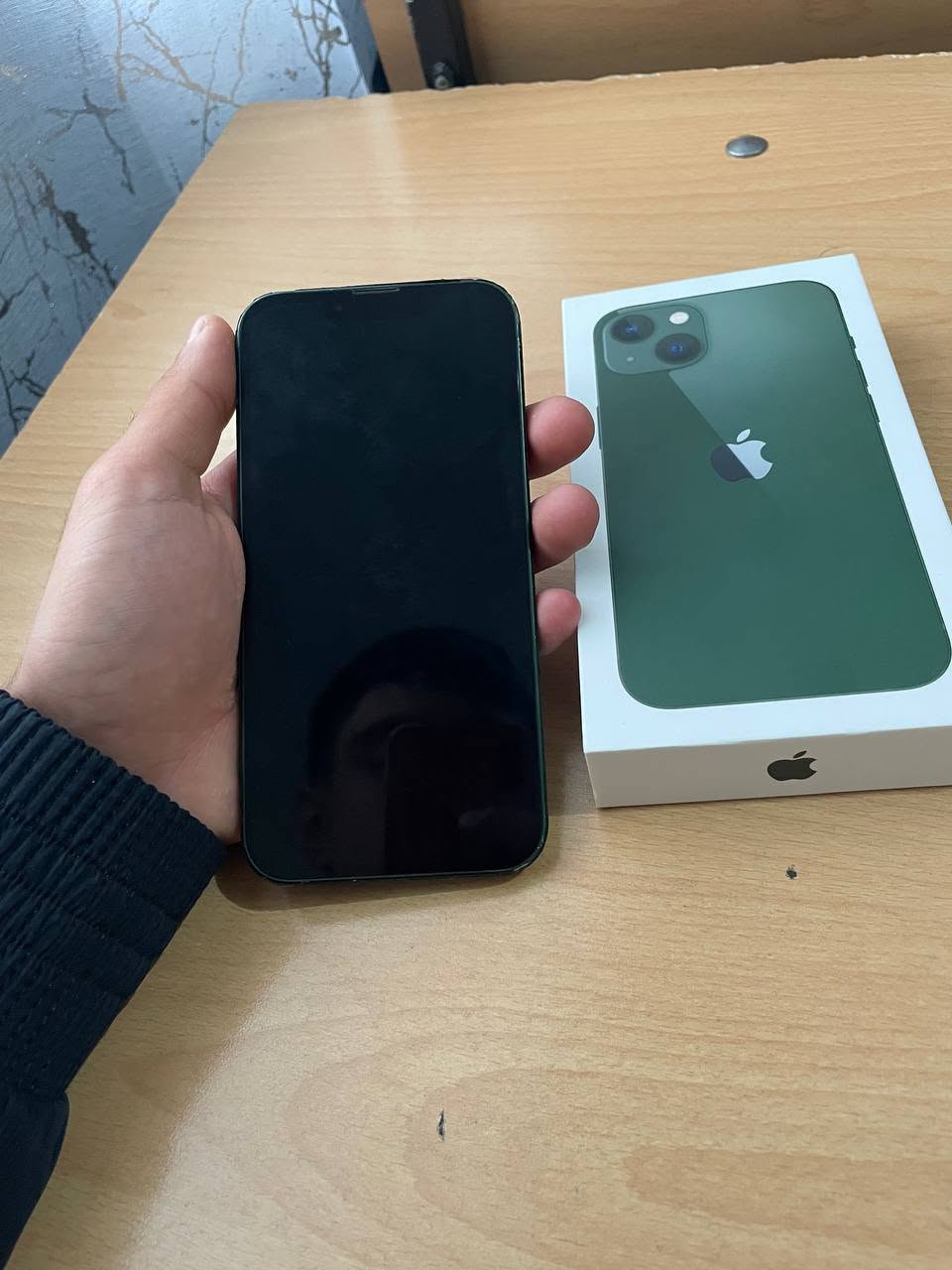 iPhone 13 128gb Tamamen fabrikasyon, değil