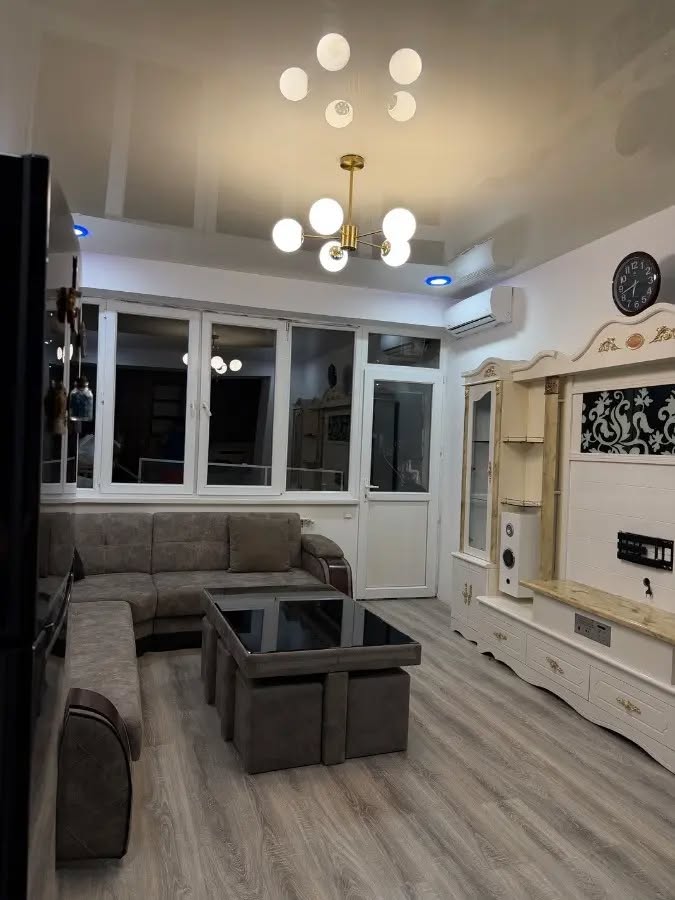 იყიდება 3-ოთახიანი ბინა, თბილისი — $130,000