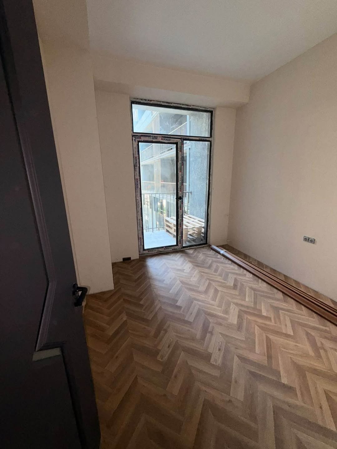 Satılık daire, Tiflis