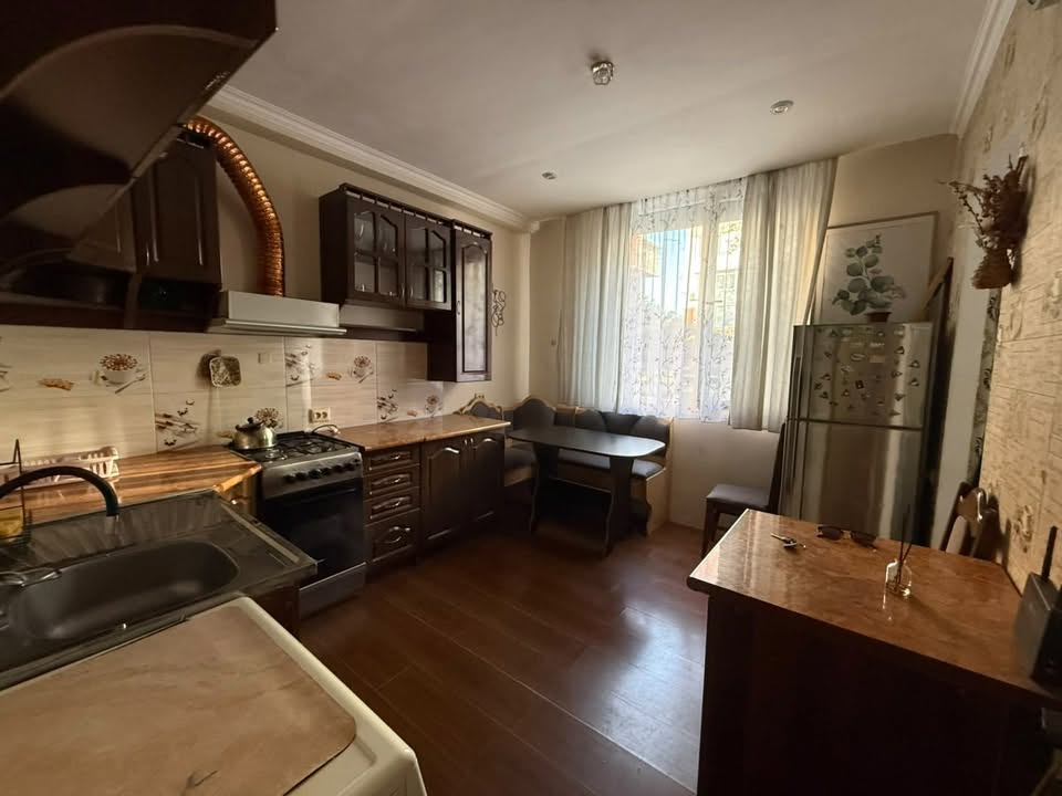 იჯარით გაქირავება ბინა, ბათუმი — $300