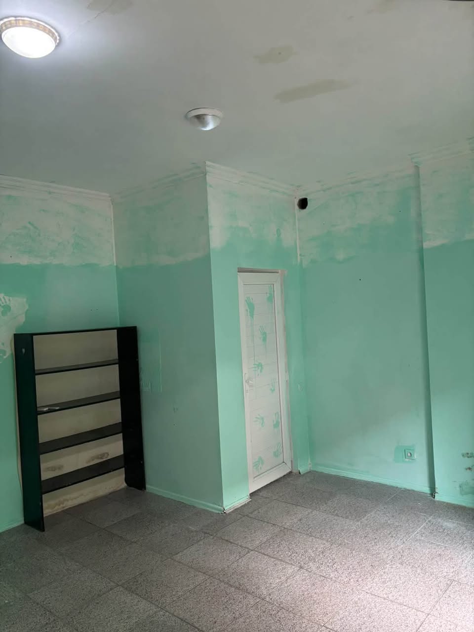Rental of 20 sqm commercial space in Saburtalo