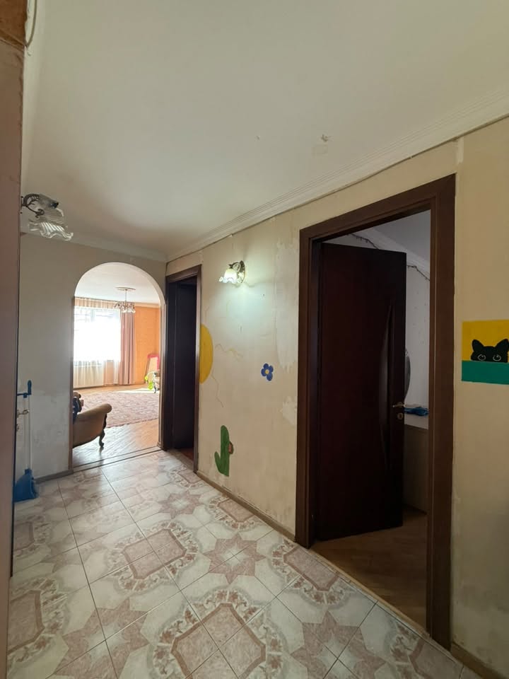 3 otaqlı mənzil kirayəyə verilir, Tbilisi - $550