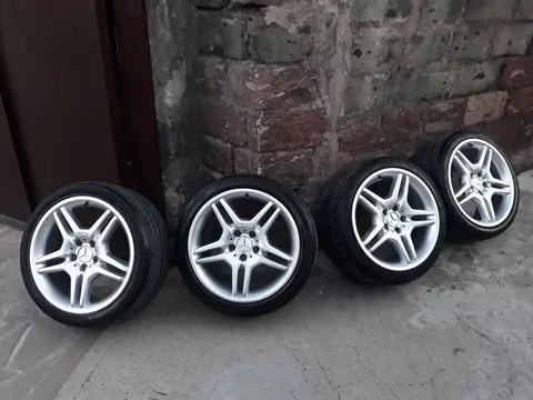 R18 AMG — 230,000֏