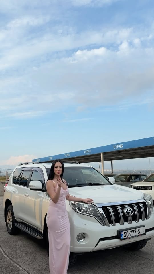 Toyota Land Cruiser Prado 2014 — 30,000$
